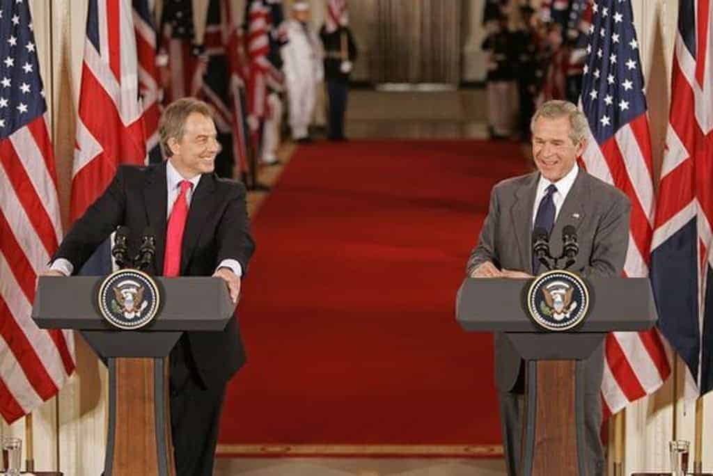 Keir starmer is the new british prime minister, photo of the previous prime minister tony blair and president george bush