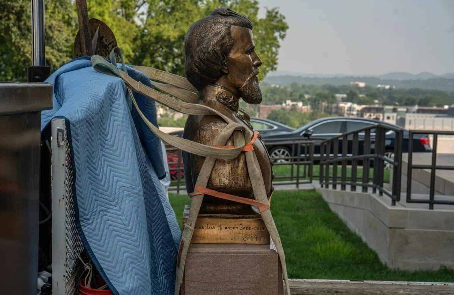 Bust of confederate general nathan bedford