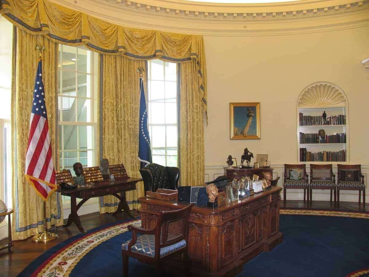 The desk in the oval office at the white house.