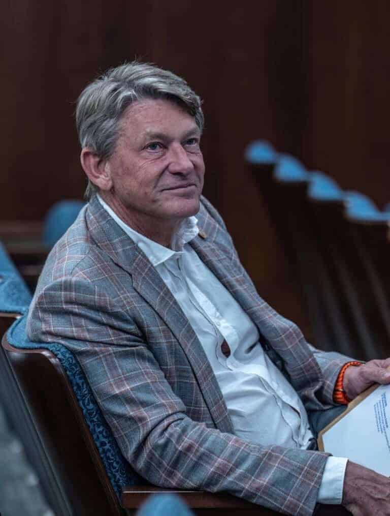 You Can’t Watch Big Orange Football Without Shopping And Dining University of tennessee president
