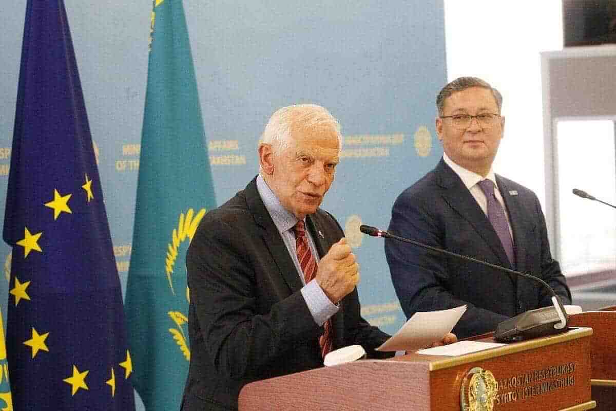 Josep borrell fontelles meeting with kazakh foreign minister murat nurtleu in astana, august 2024