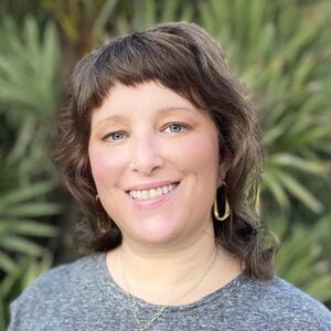 Amanda Becker