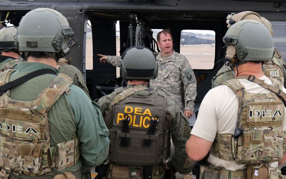 Dea agents