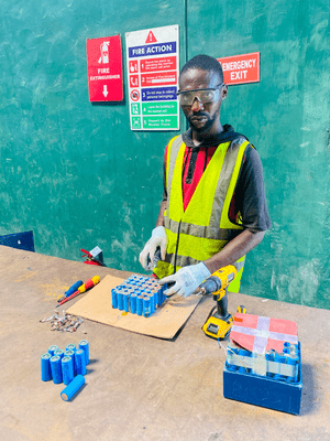 E-waste worker